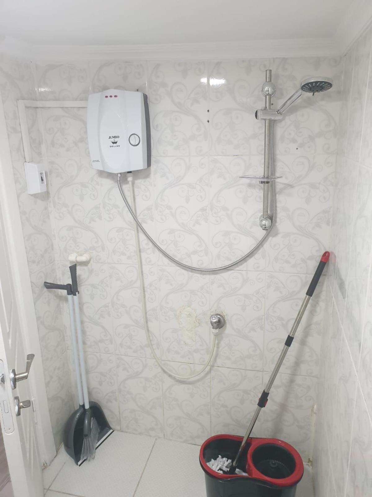 Oeztatli * Provincia di Istanbul